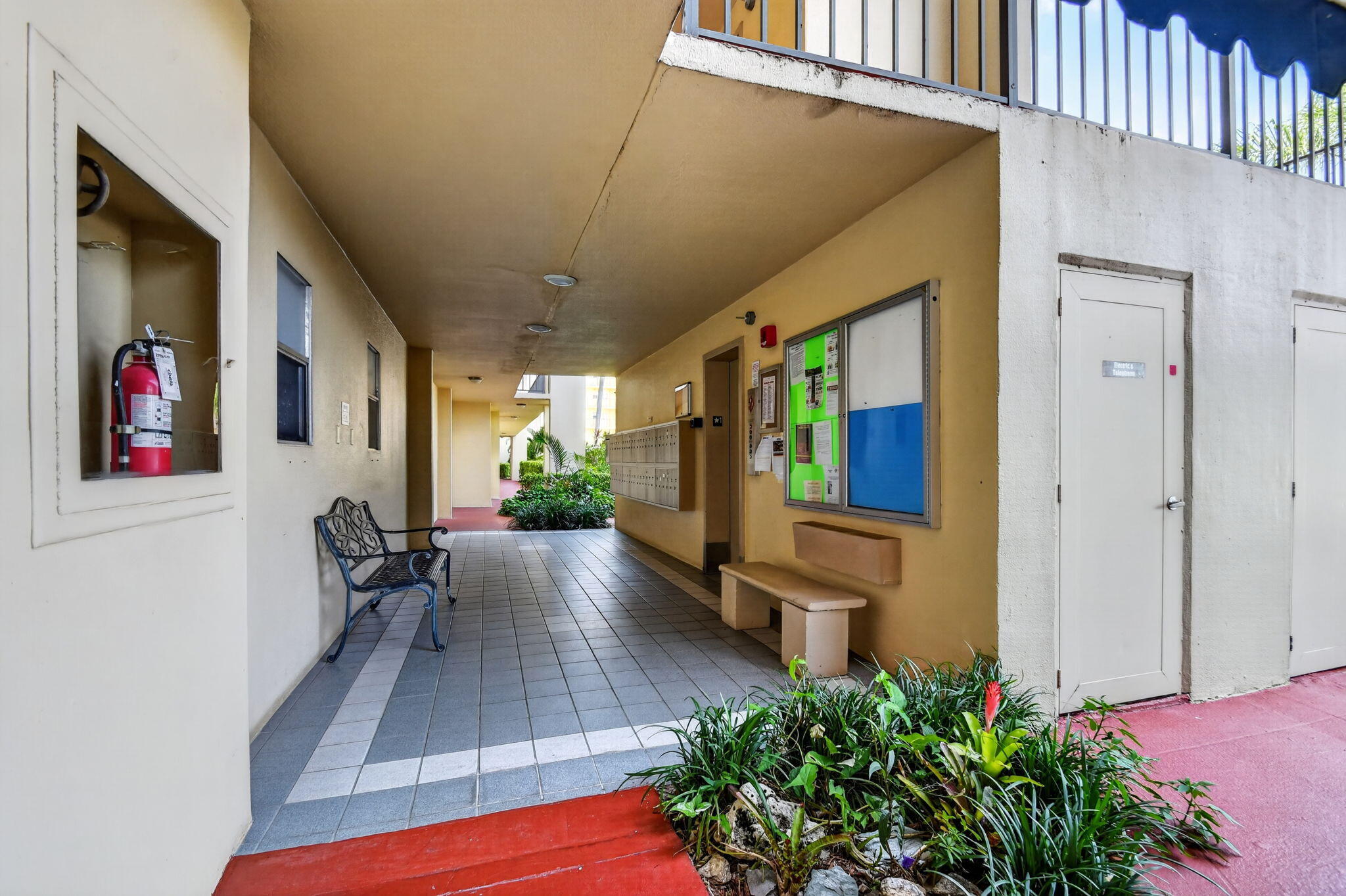 POINCIANA PLACE CONDO 1,2,8 AND 9 - Residential