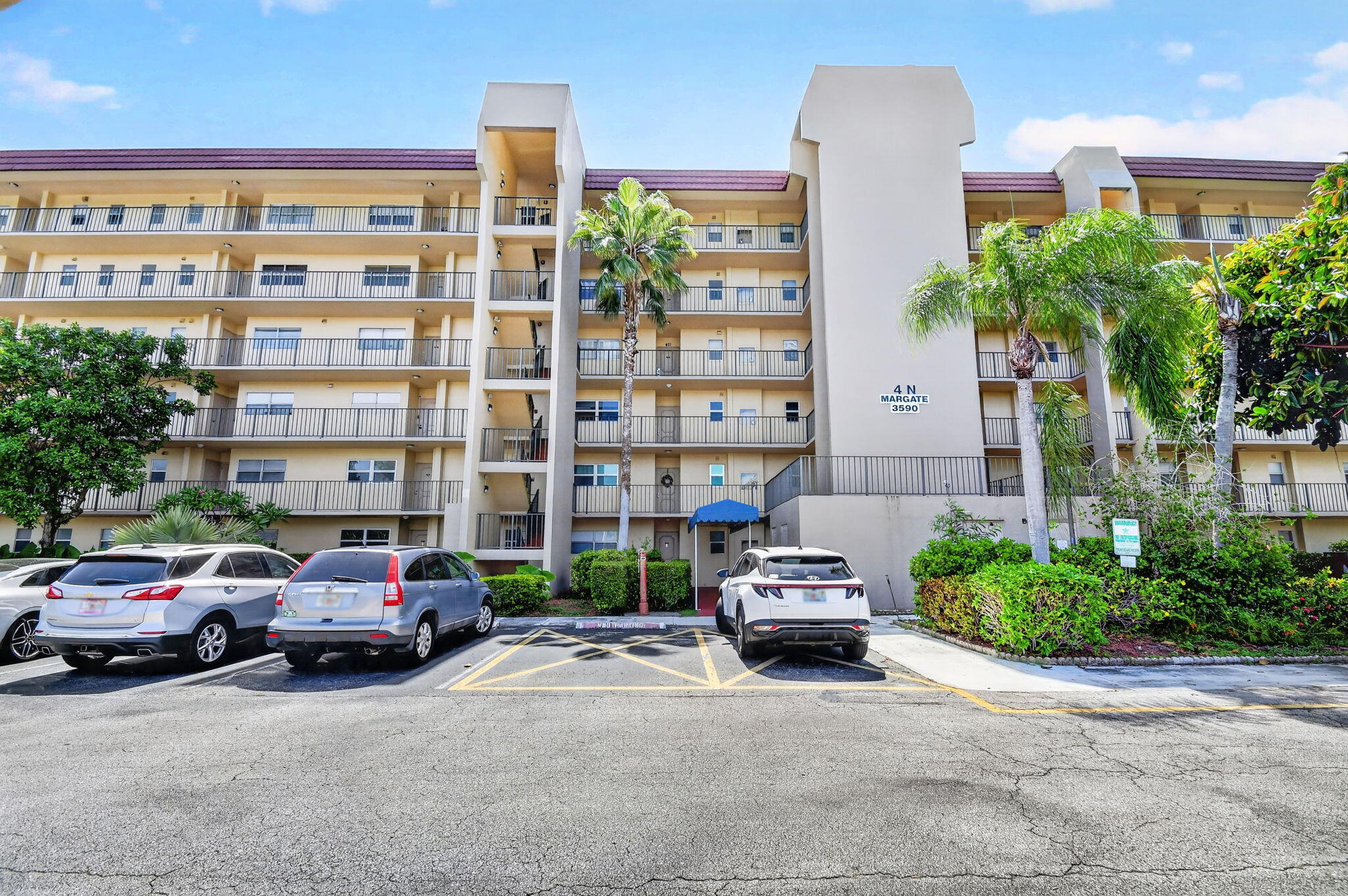 POINCIANA PLACE CONDO 1,2,8 AND 9 - Residential