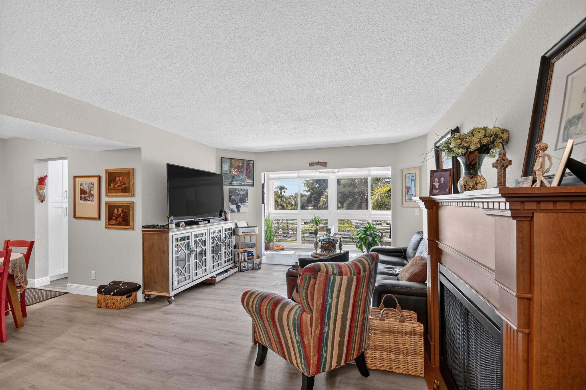 POINCIANA PLACE CONDO 1,2,8 AND 9 - Residential