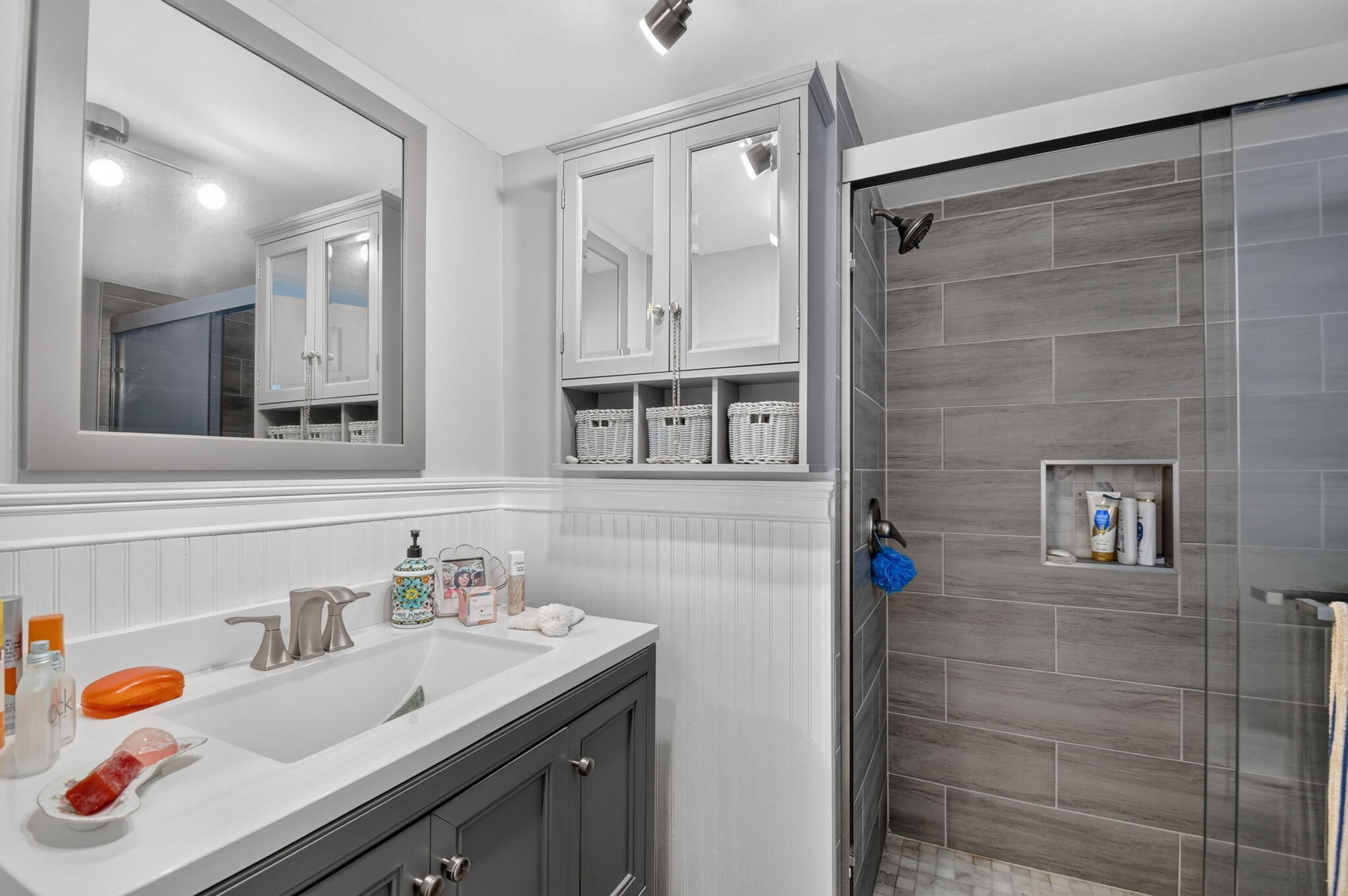 POINCIANA PLACE CONDO 1,2,8 AND 9 - Residential