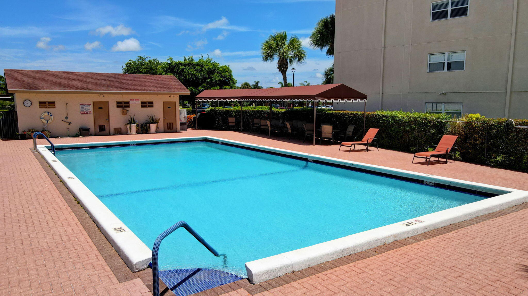 POINCIANA PLACE CONDO 1,2,8 AND 9 - Residential