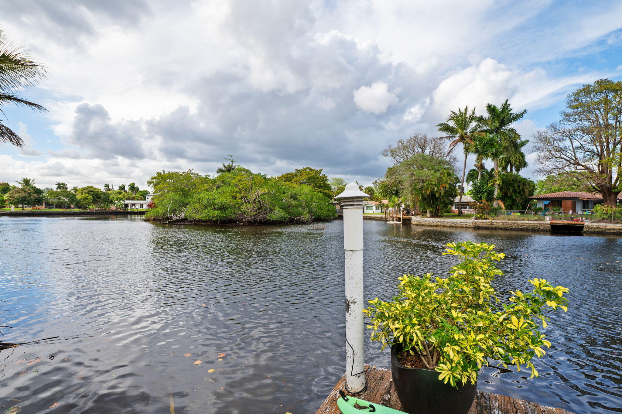 TROPICAL MANORS ADD 26 - Residential