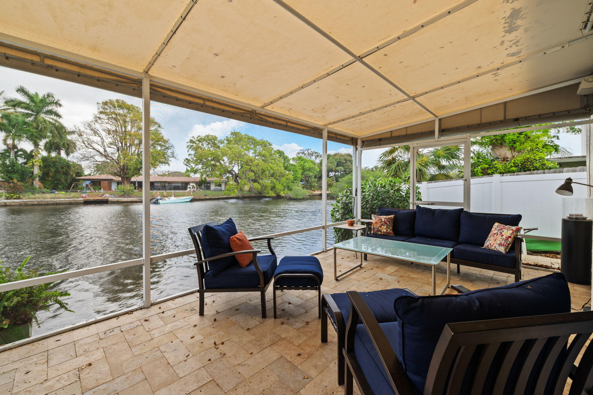 TROPICAL MANORS ADD 26 - Residential