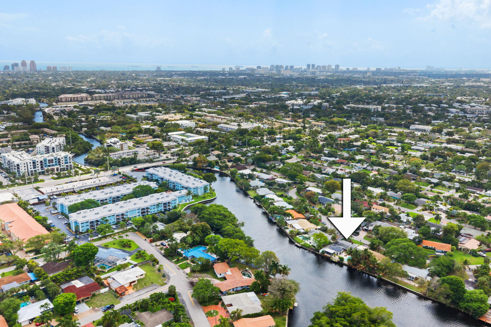 TROPICAL MANORS ADD 26 - Residential
