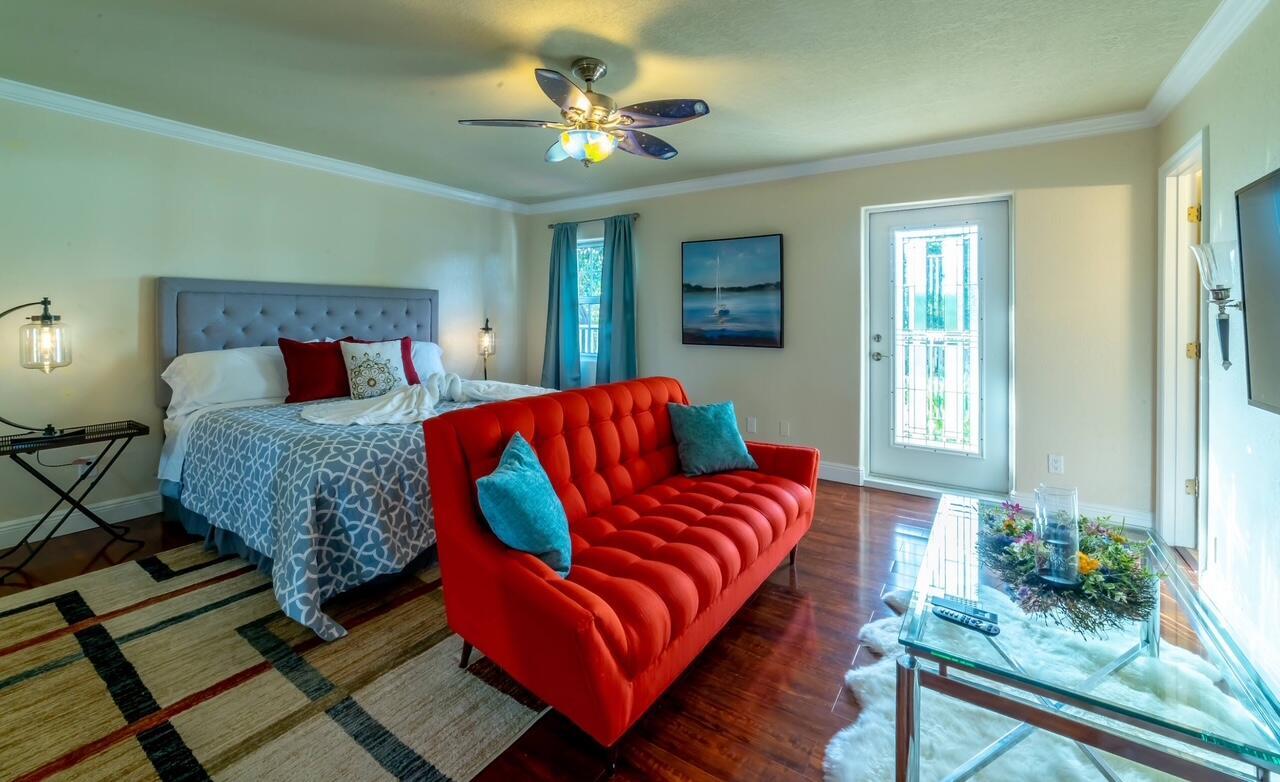 FLORAL PARK LANTANA - Residential
