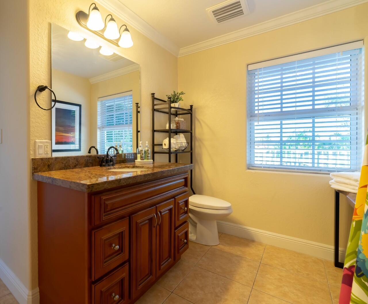 FLORAL PARK LANTANA - Residential