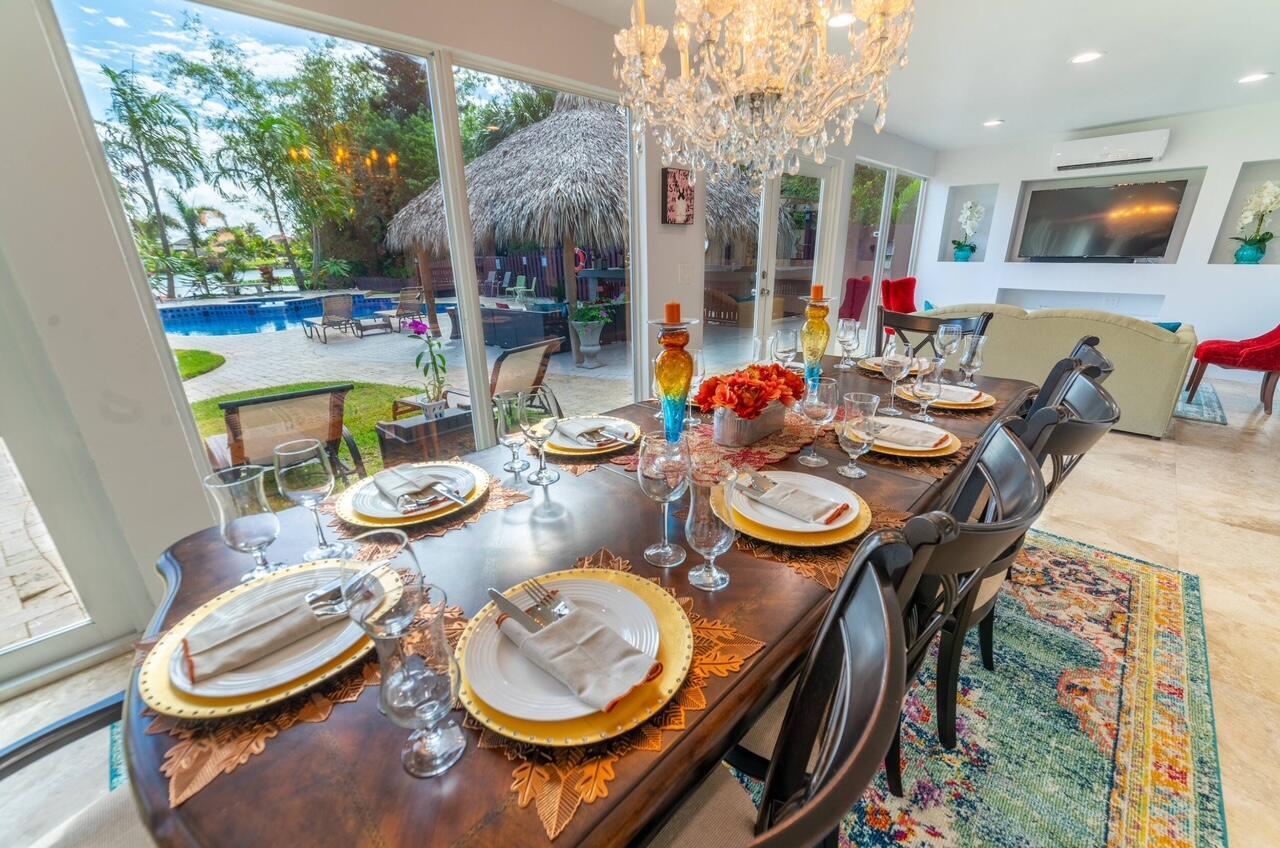 FLORAL PARK LANTANA - Residential