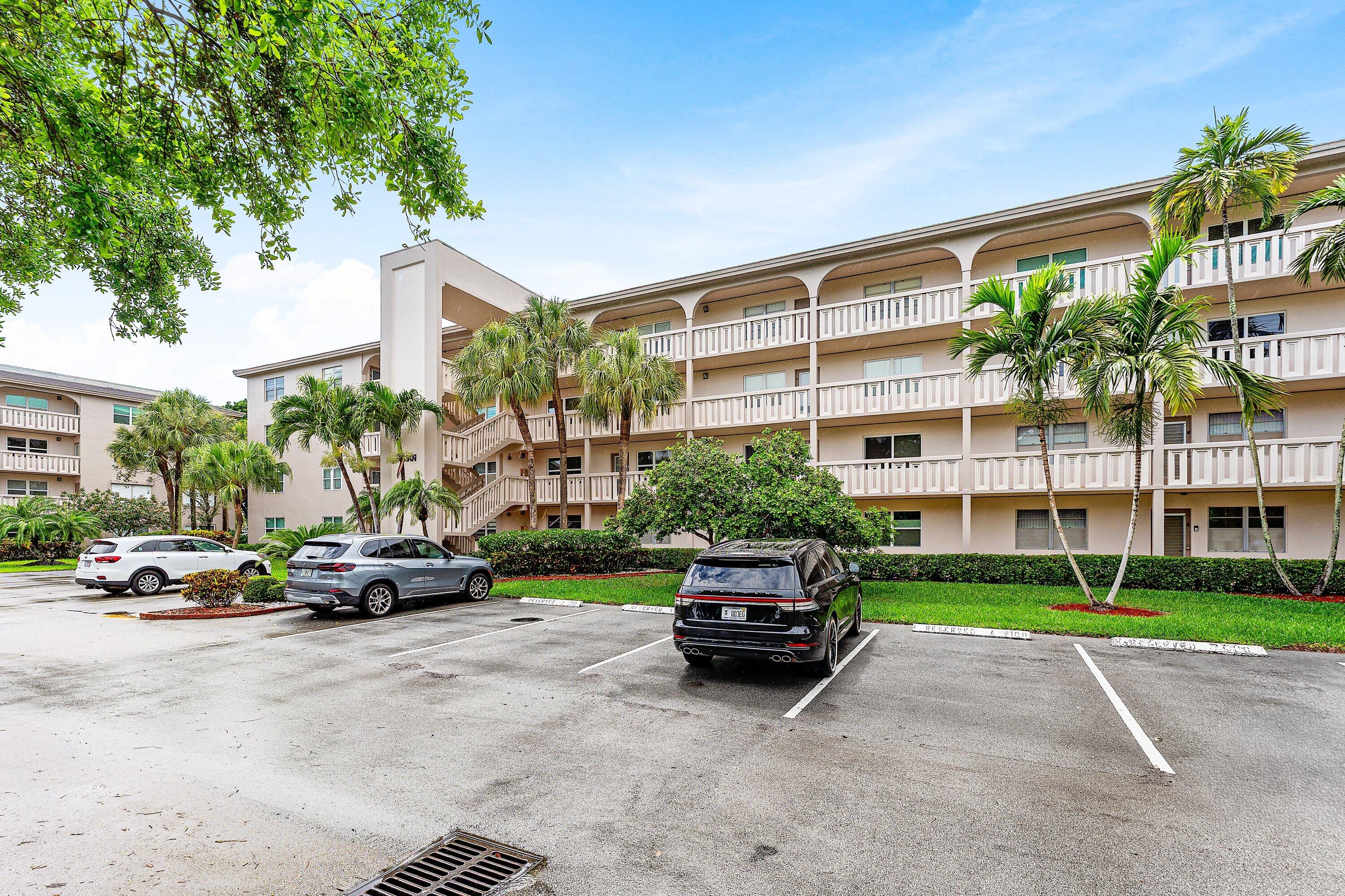 WYNMOOR ARUBA VILLAGE A CONDO - Residential