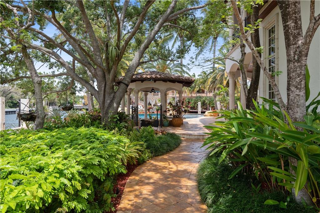 Rio Vista Isles - Residential