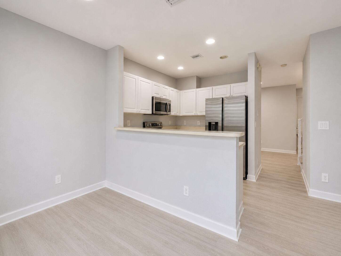 WYNDHAM LAKES EAST - Residential
