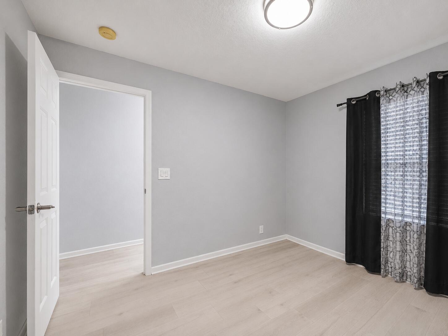 WYNDHAM LAKES EAST - Residential