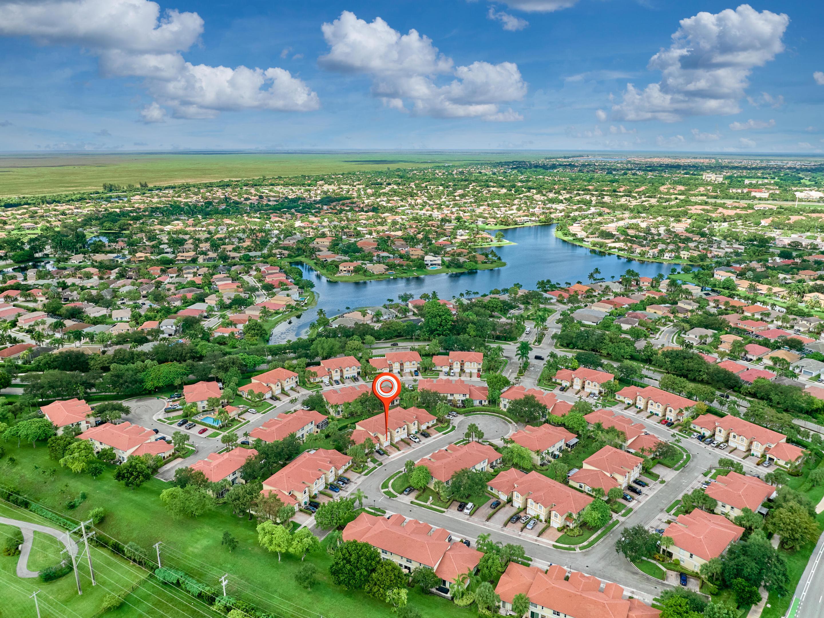 WYNDHAM LAKES EAST - Residential