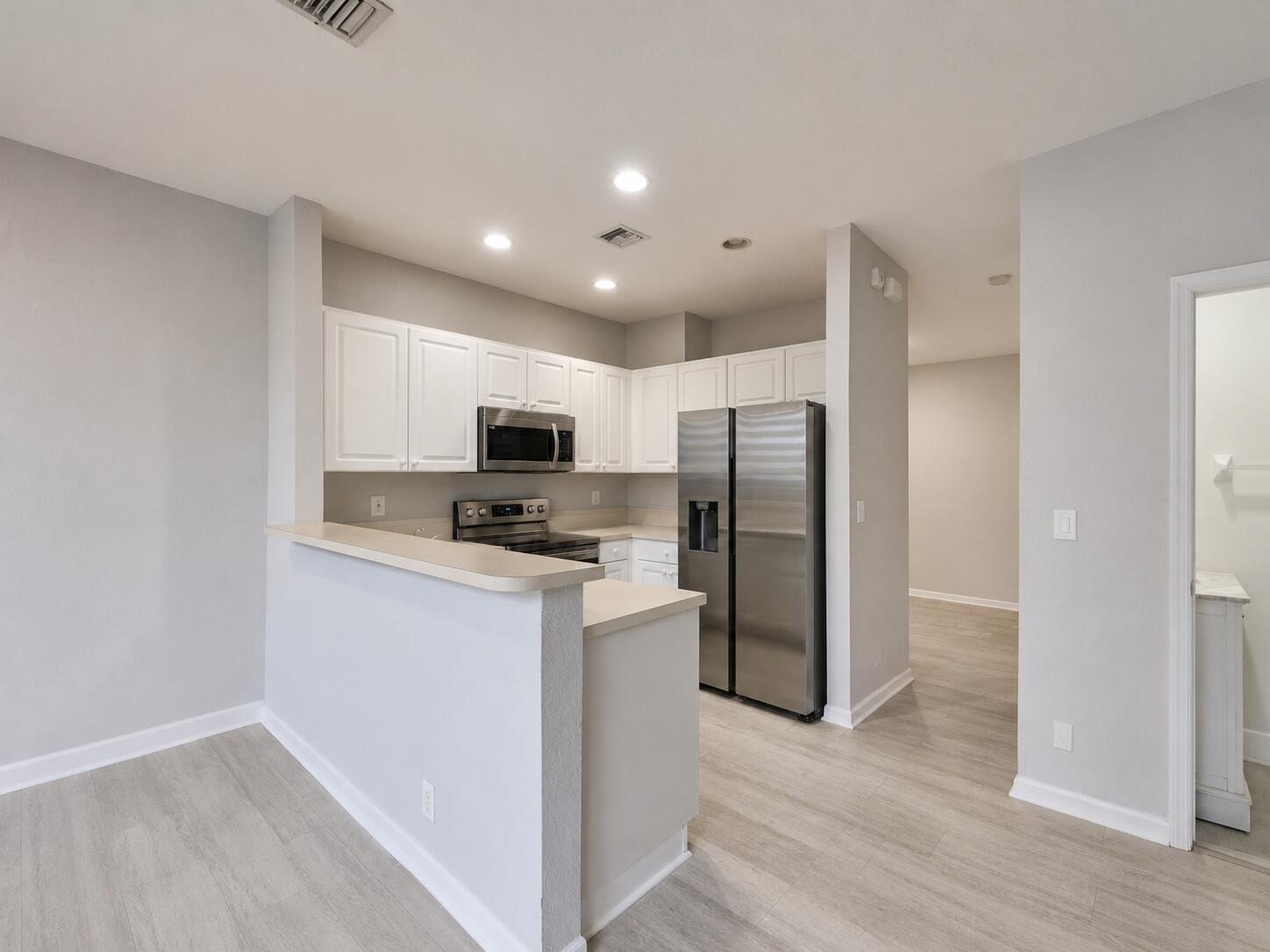 WYNDHAM LAKES EAST - Residential