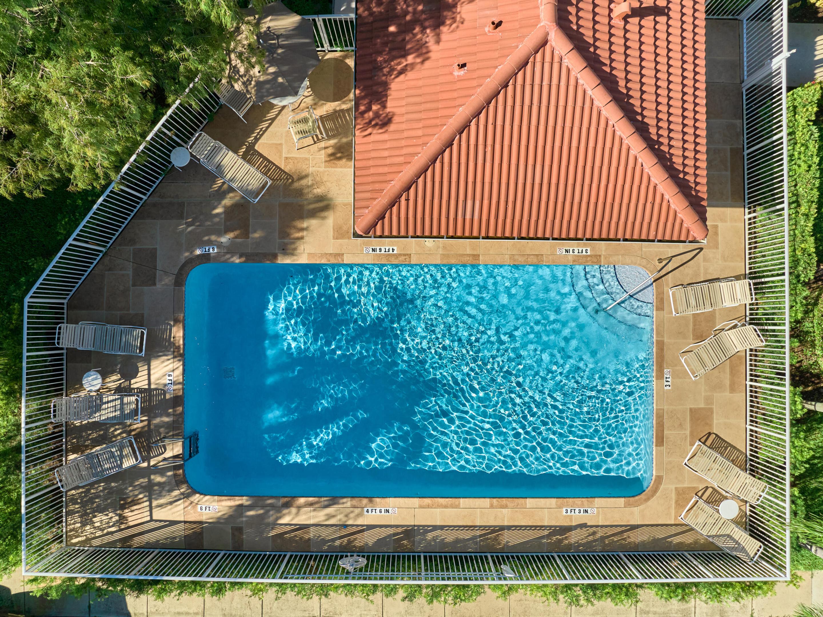 WYNDHAM LAKES EAST - Residential