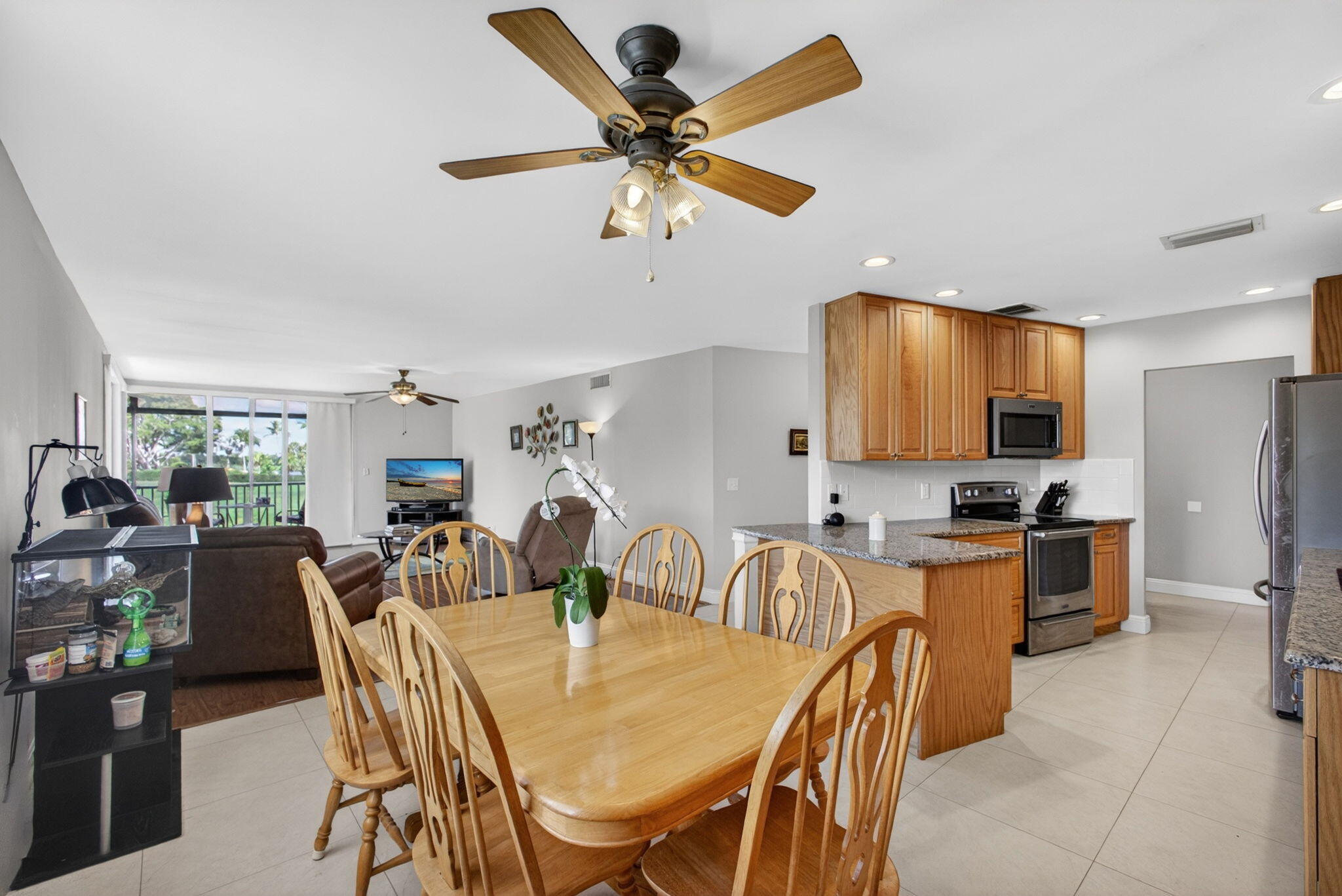 LONGWOOD 2 CONDO - Residential