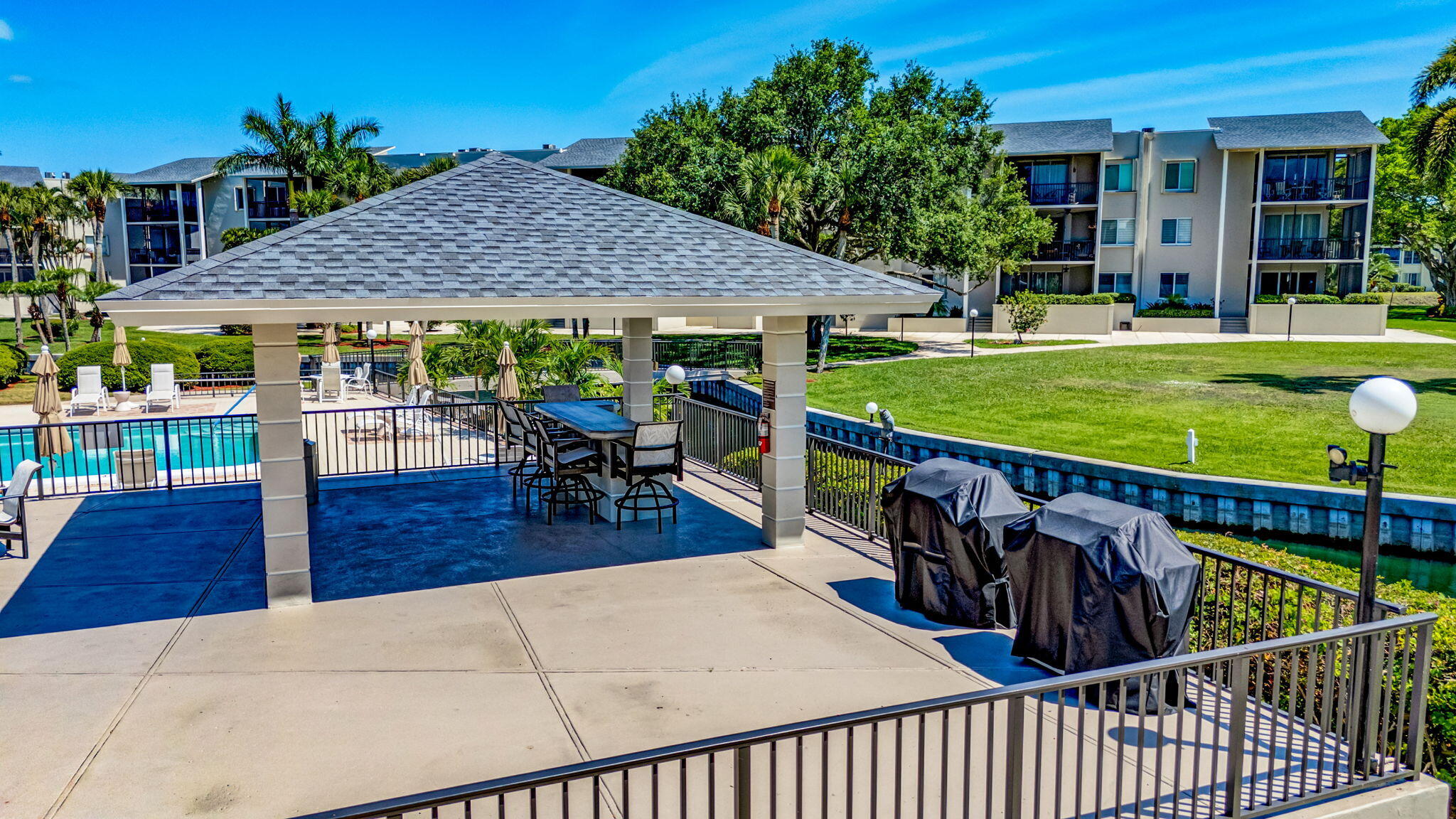 LONGWOOD 2 CONDO - Residential