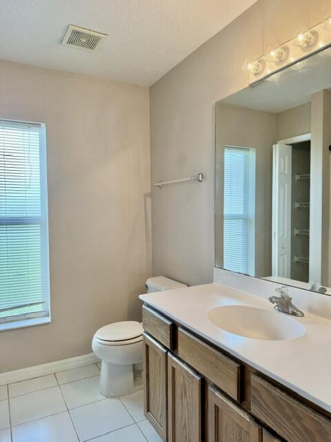 PORT ST LUCIE SECTION 27 - Residential Lease