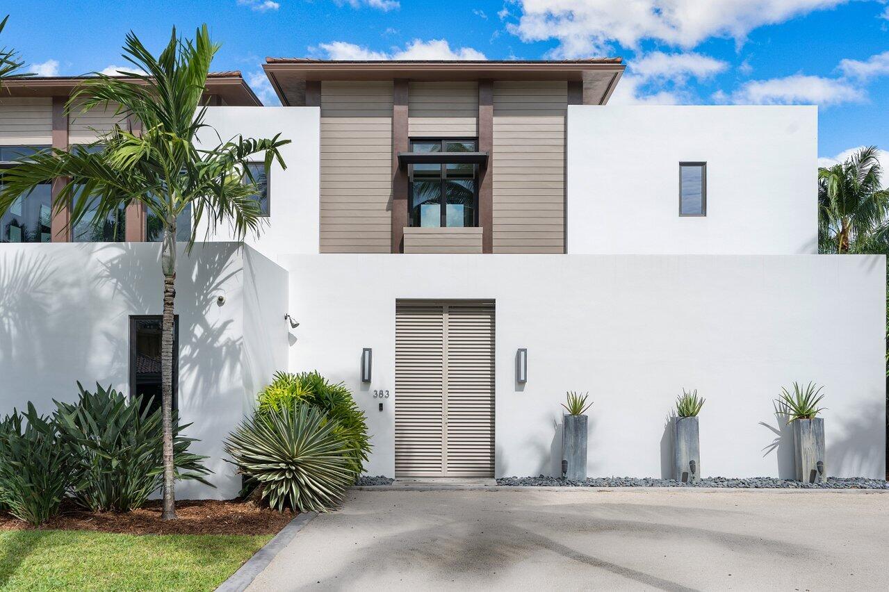 ROYAL PALM YACHT & COUNTRY CLUB - Residential