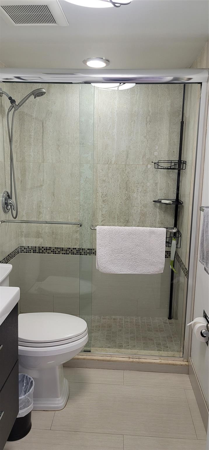 GALT OCEAN CLUB CONDO - Residential Lease