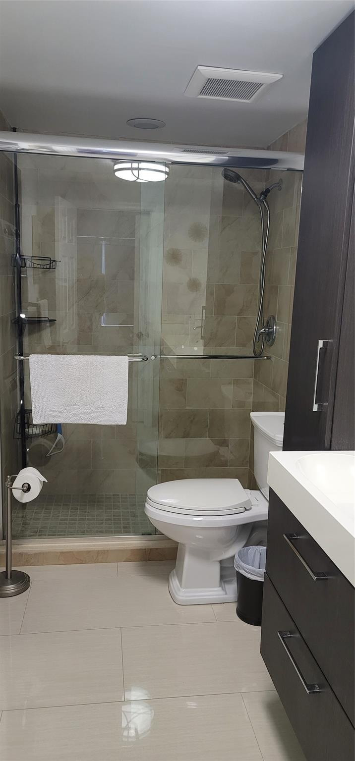 GALT OCEAN CLUB CONDO - Residential Lease