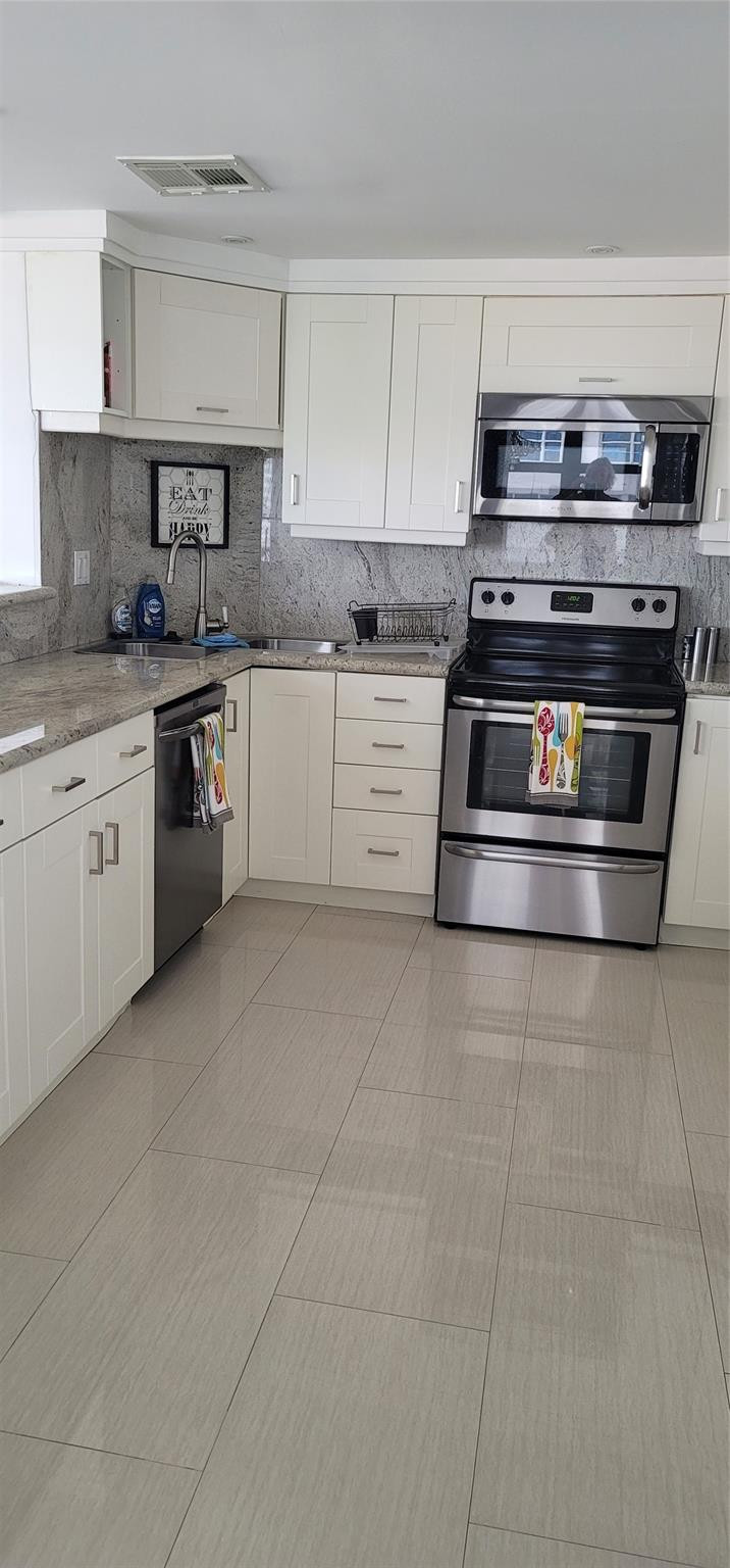 GALT OCEAN CLUB CONDO - Residential Lease
