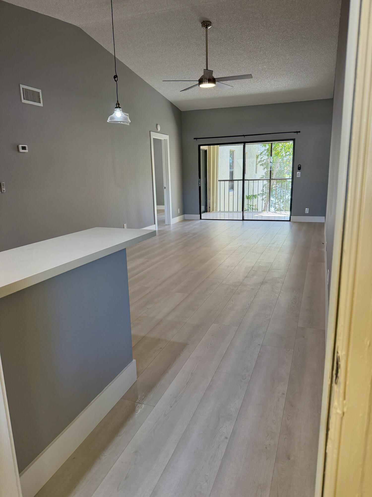 LAKE WINDWOOD CONDO - Residential