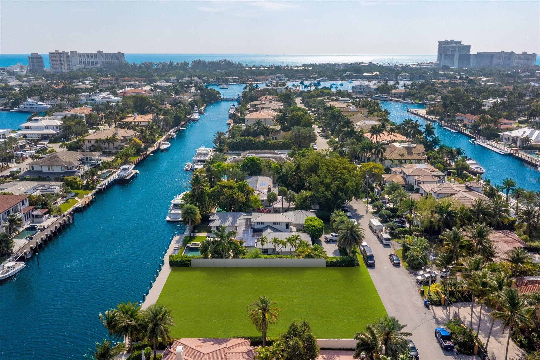 DEL LAGO ISLE - Residential