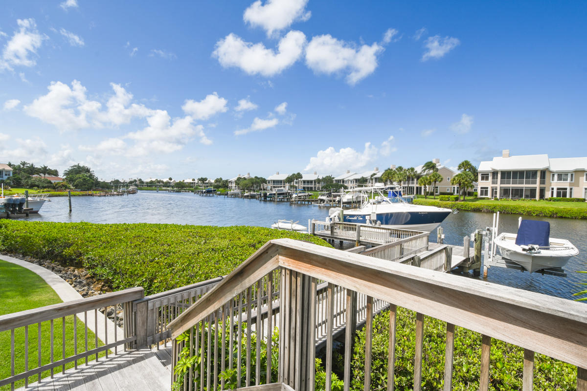Admirals Cove - Residential