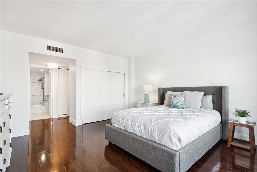 Regency Tower South - Residential