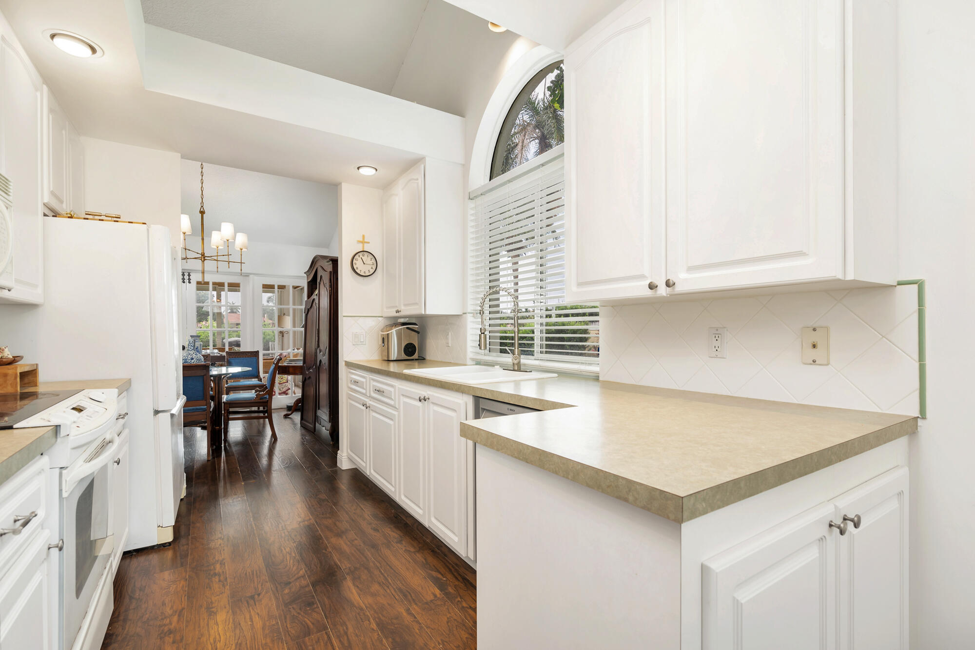SARATOGA BAY - Residential