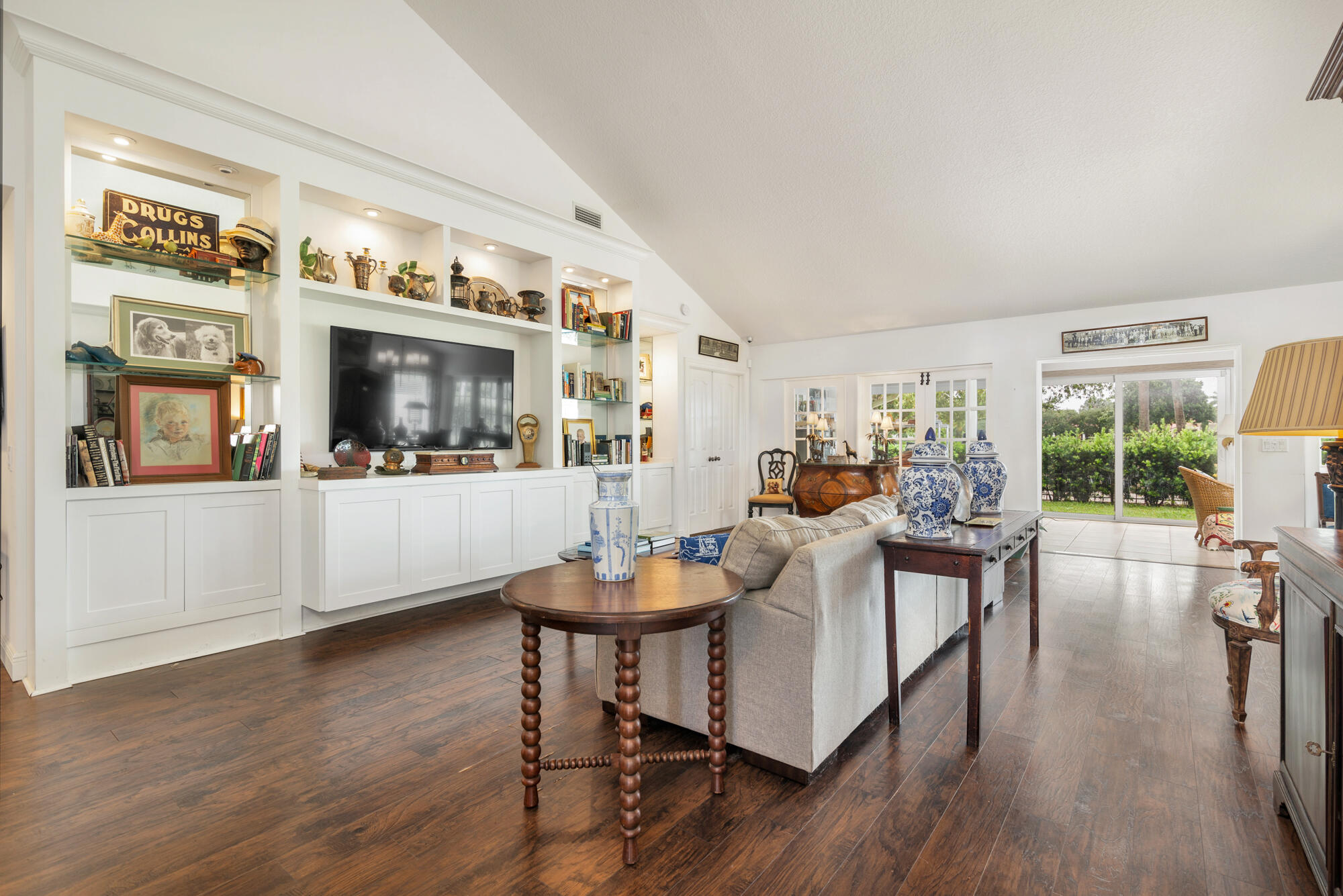 SARATOGA BAY - Residential