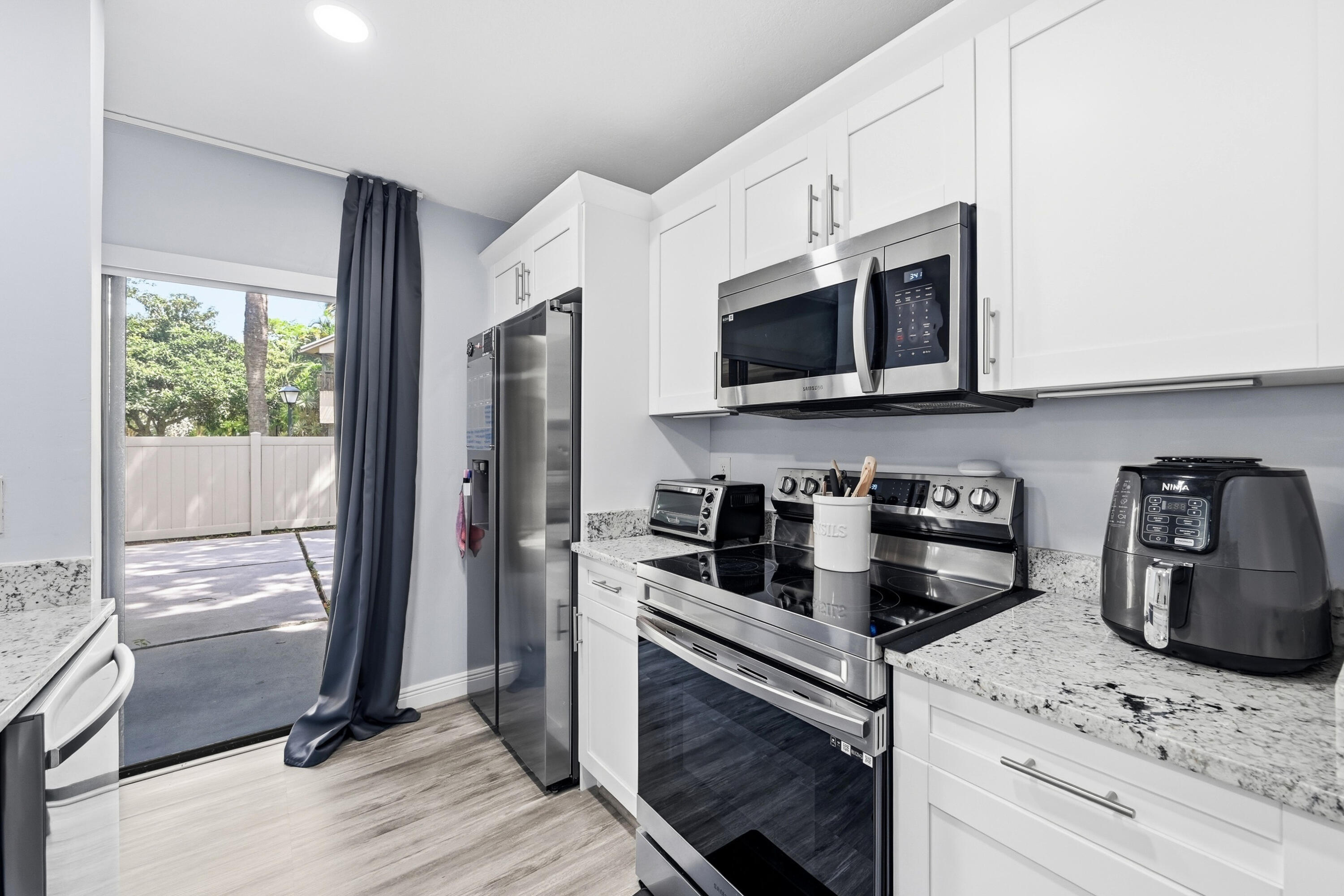 KARANDA VILLAGE V-A CONDO - Residential