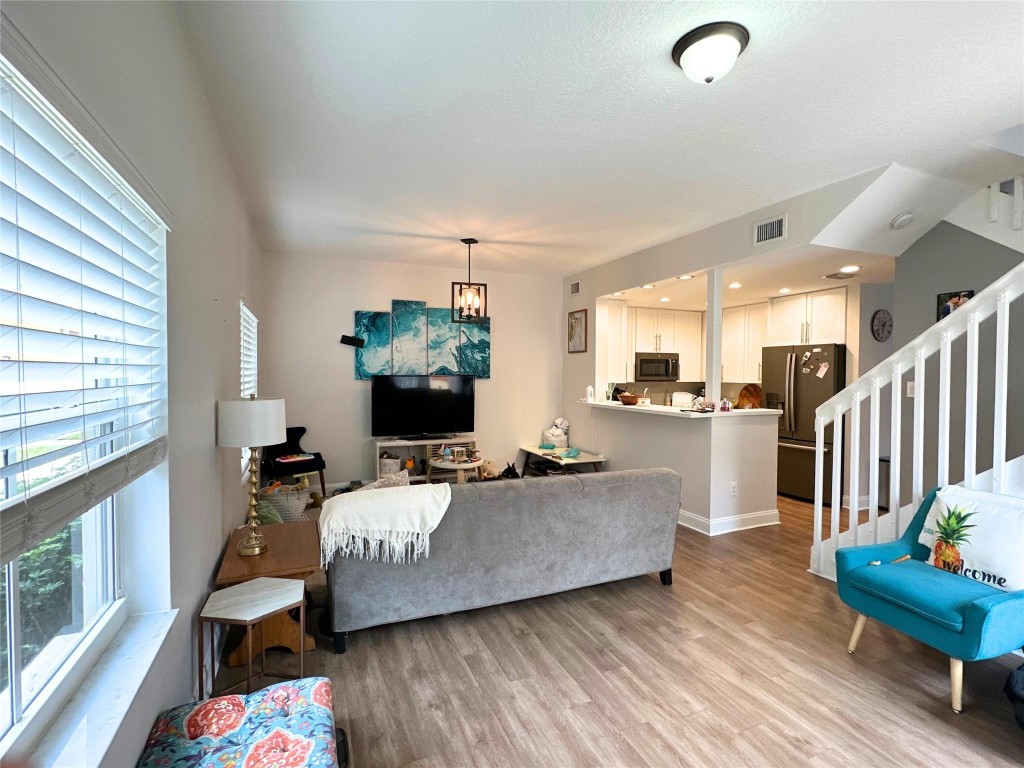 VILLAS AT HARBOR ISLES - Residential