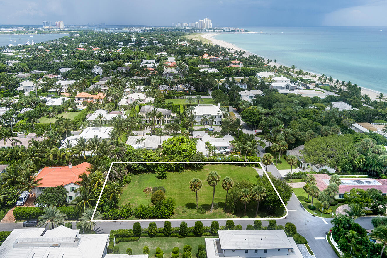 This double lot on a coveted Northend street is now available with ARCOM approved plans. This 24,977 SF lot is on the corner of El Pueblo and N. Ocean Way and has beach and bike trail access. The approved ARCOM plans were designed by Internationally renowned architect, Clemens Bruns Schaub. This property was specifically designed and inspired by indoor/outdoor island-style living while taking advantage of the enormous lot. Build your dream home with these approved plans and save yourself the time and headache of going through the approval process. Or, design your own house on one of the last double lots available in the North End.