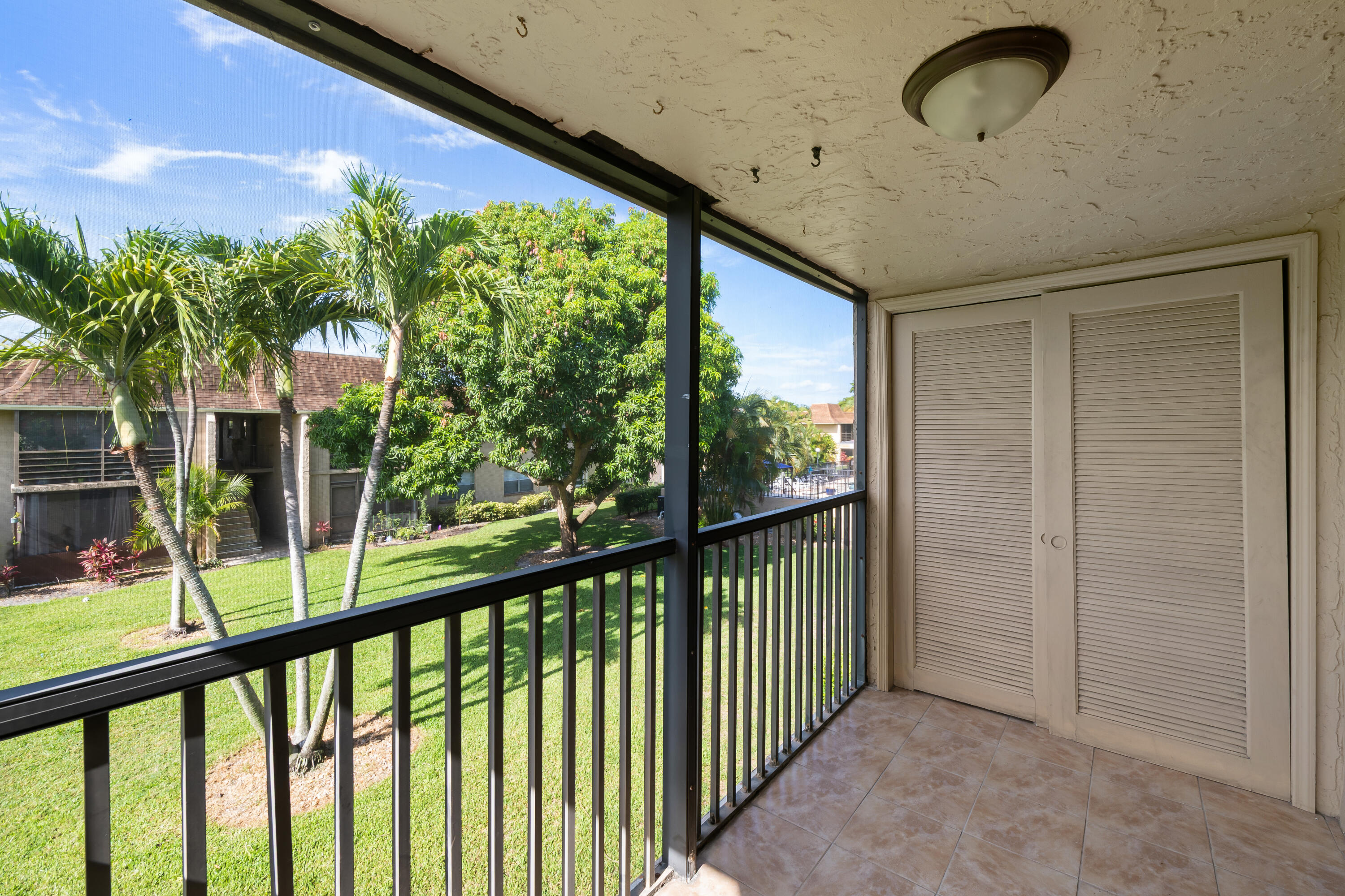 BOCA LINDA CONDO - Residential