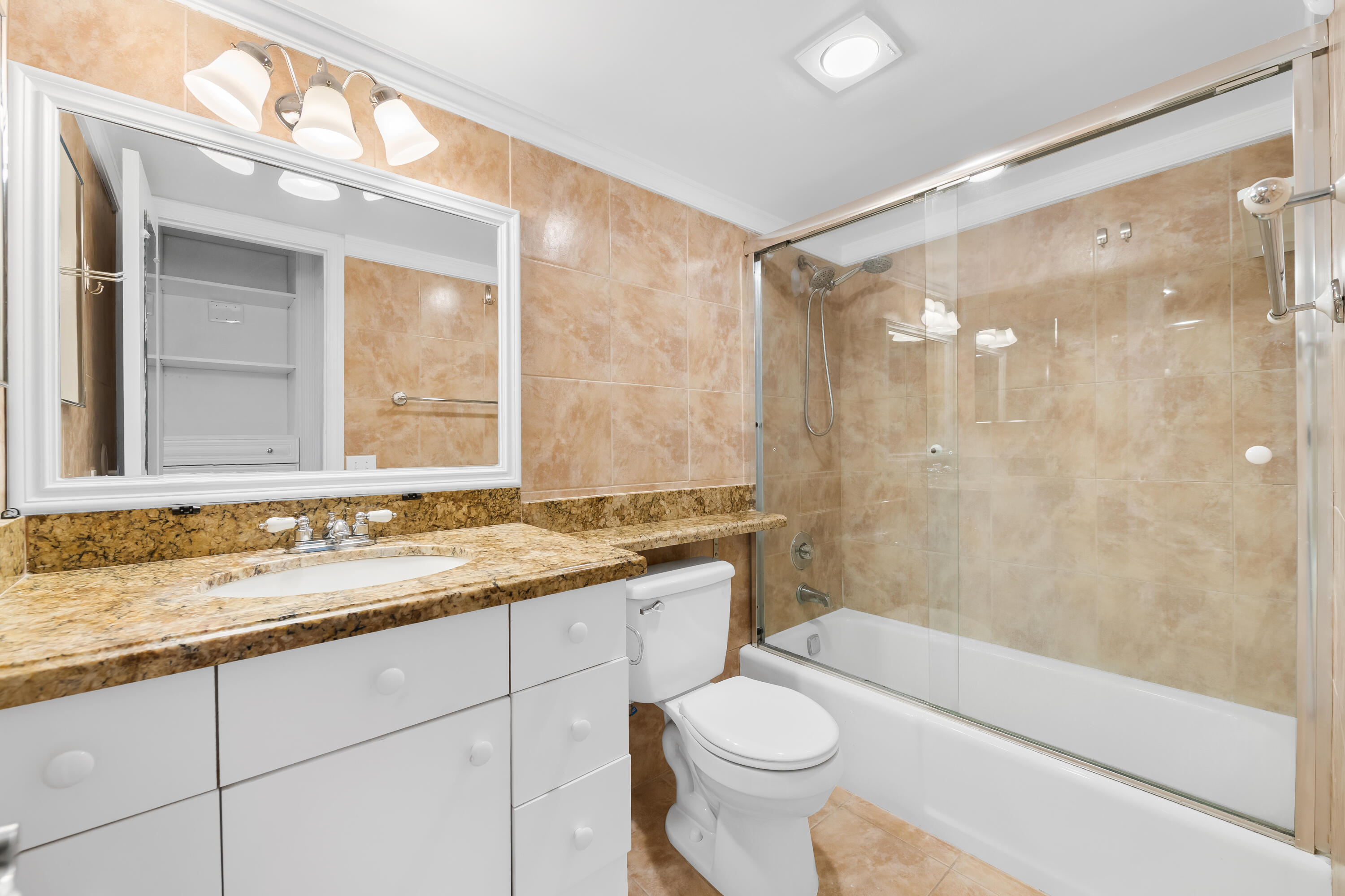 BOCA LINDA CONDO - Residential