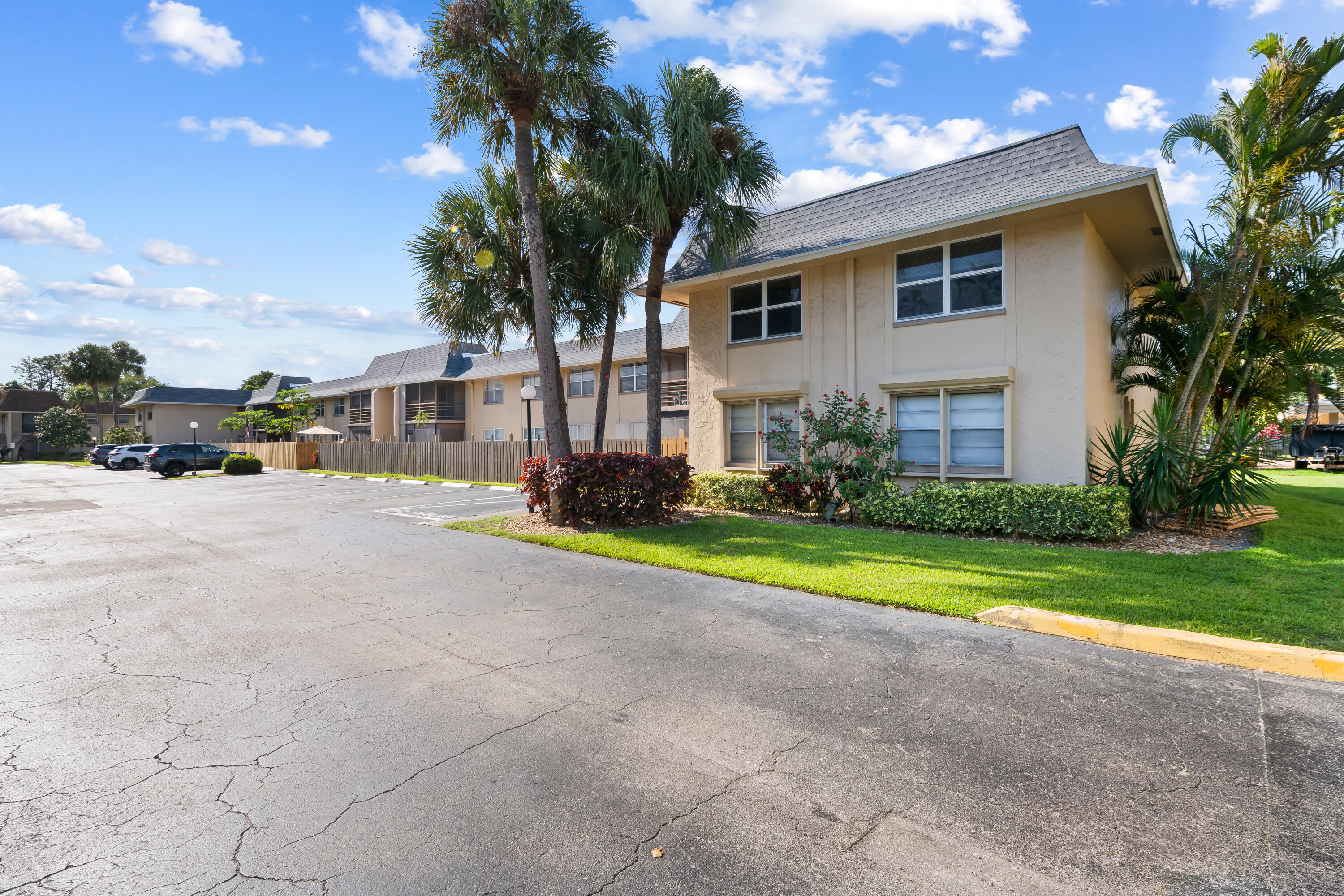 BOCA LINDA CONDO - Residential