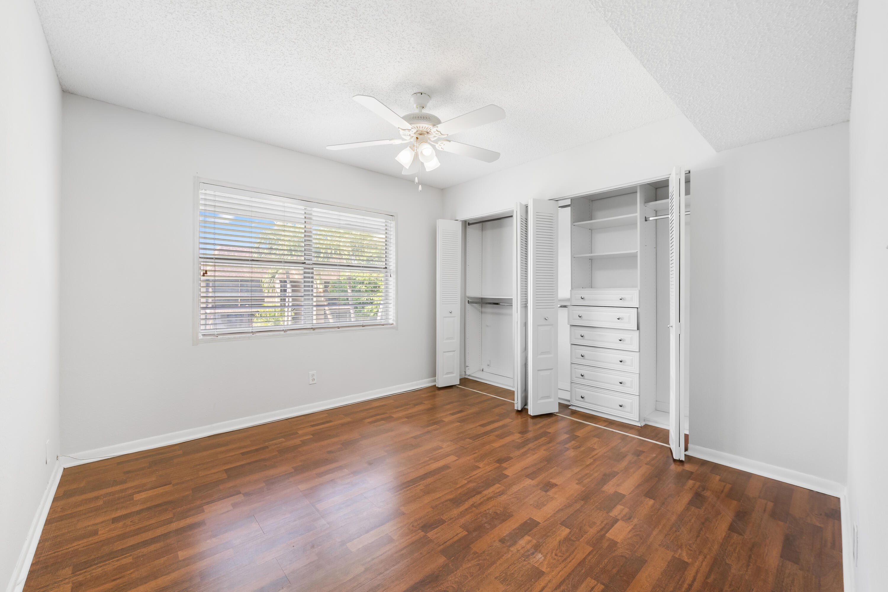 BOCA LINDA CONDO - Residential
