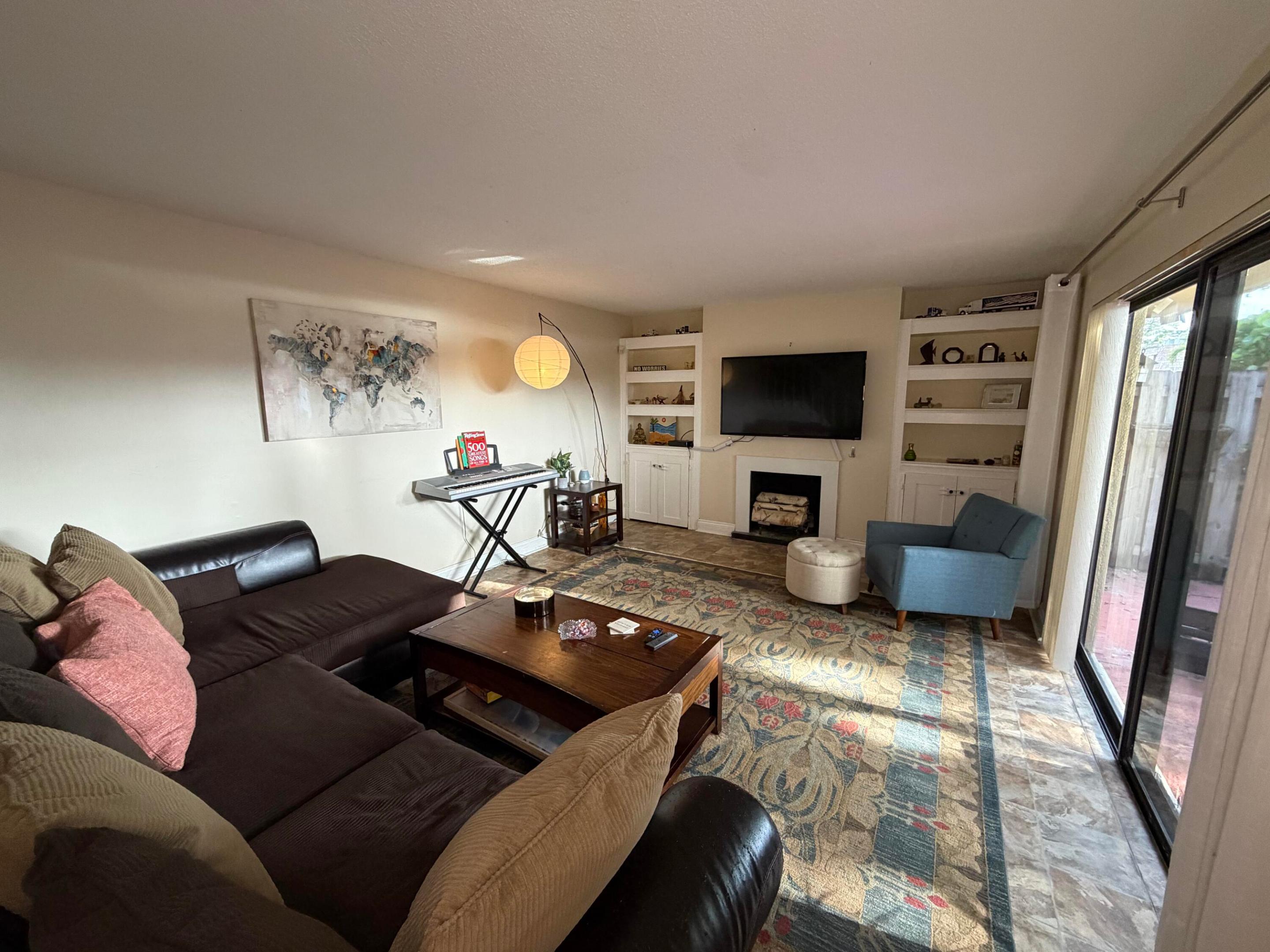 LAKEWOOD OF PALM SPRINGS - Residential