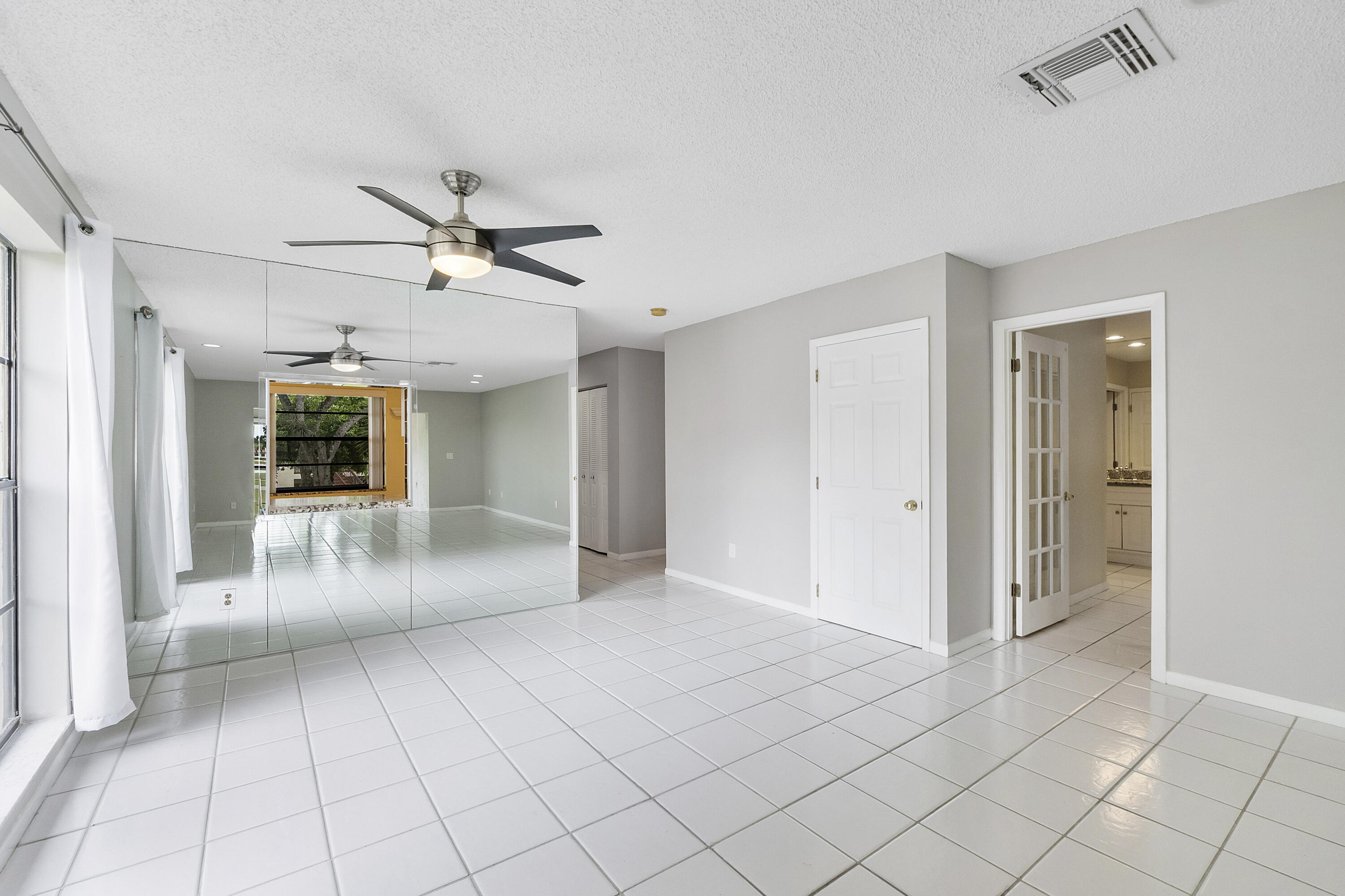 GLADES OF BOCA LAGO CONDO - Residential