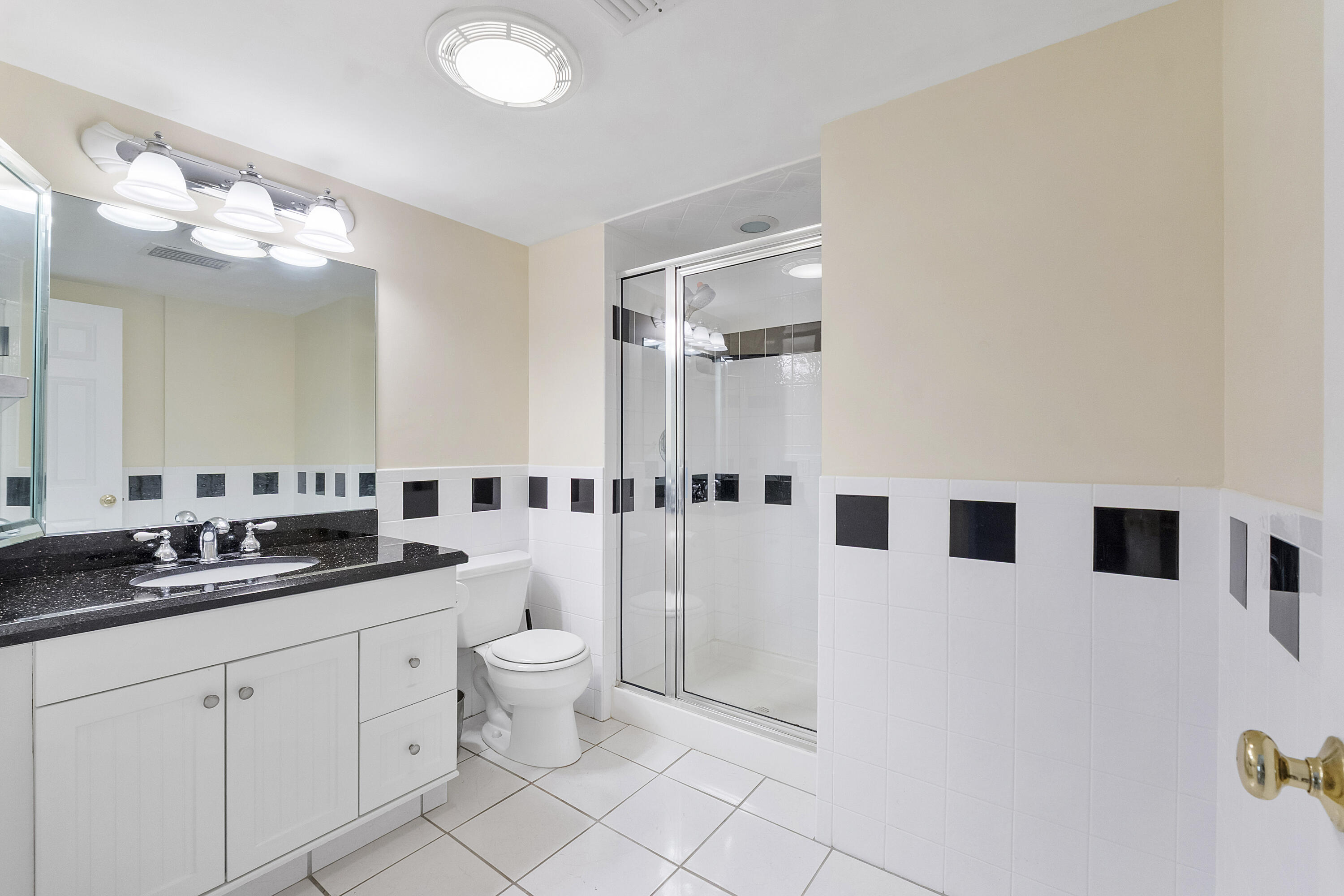 GLADES OF BOCA LAGO CONDO - Residential