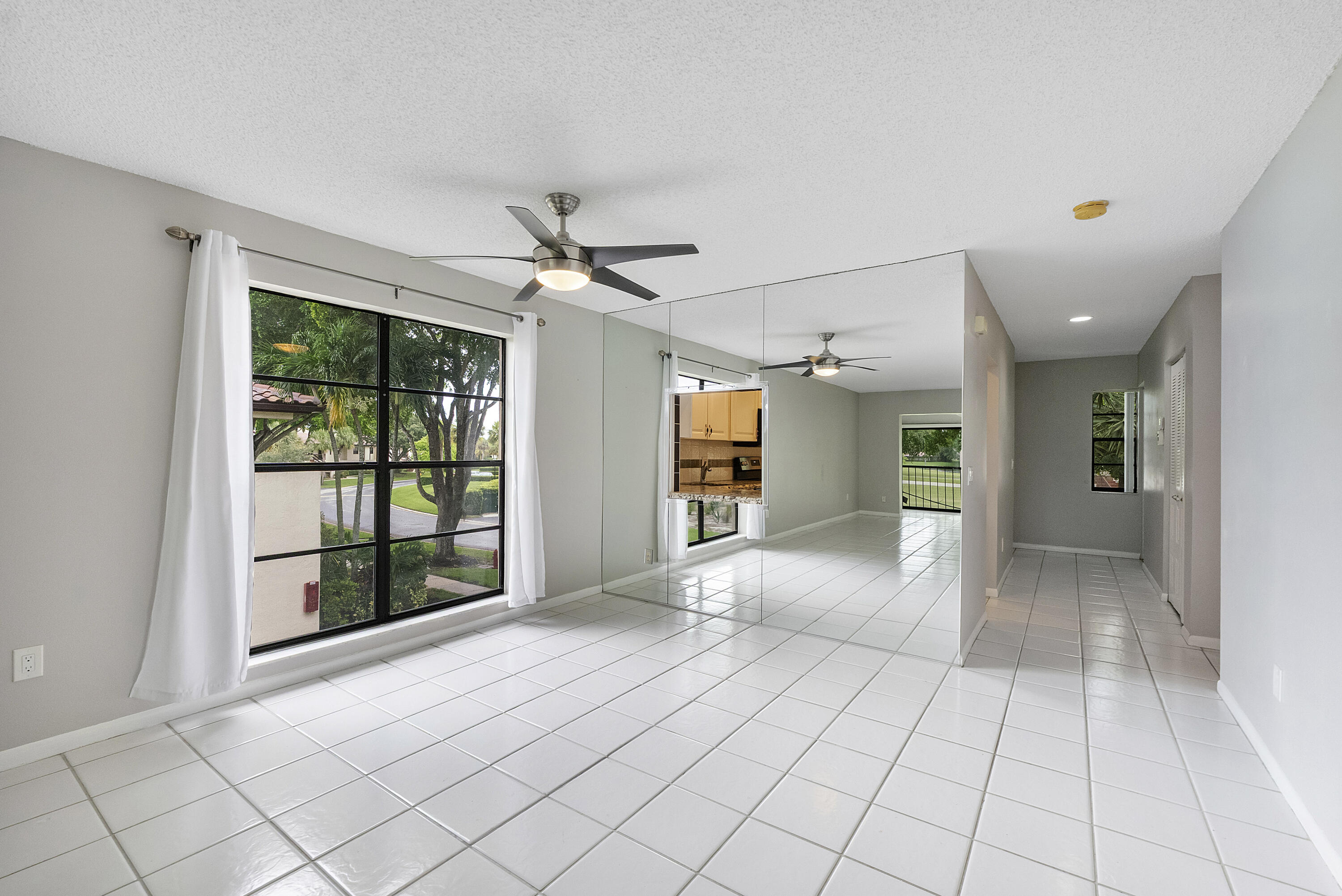 GLADES OF BOCA LAGO CONDO - Residential
