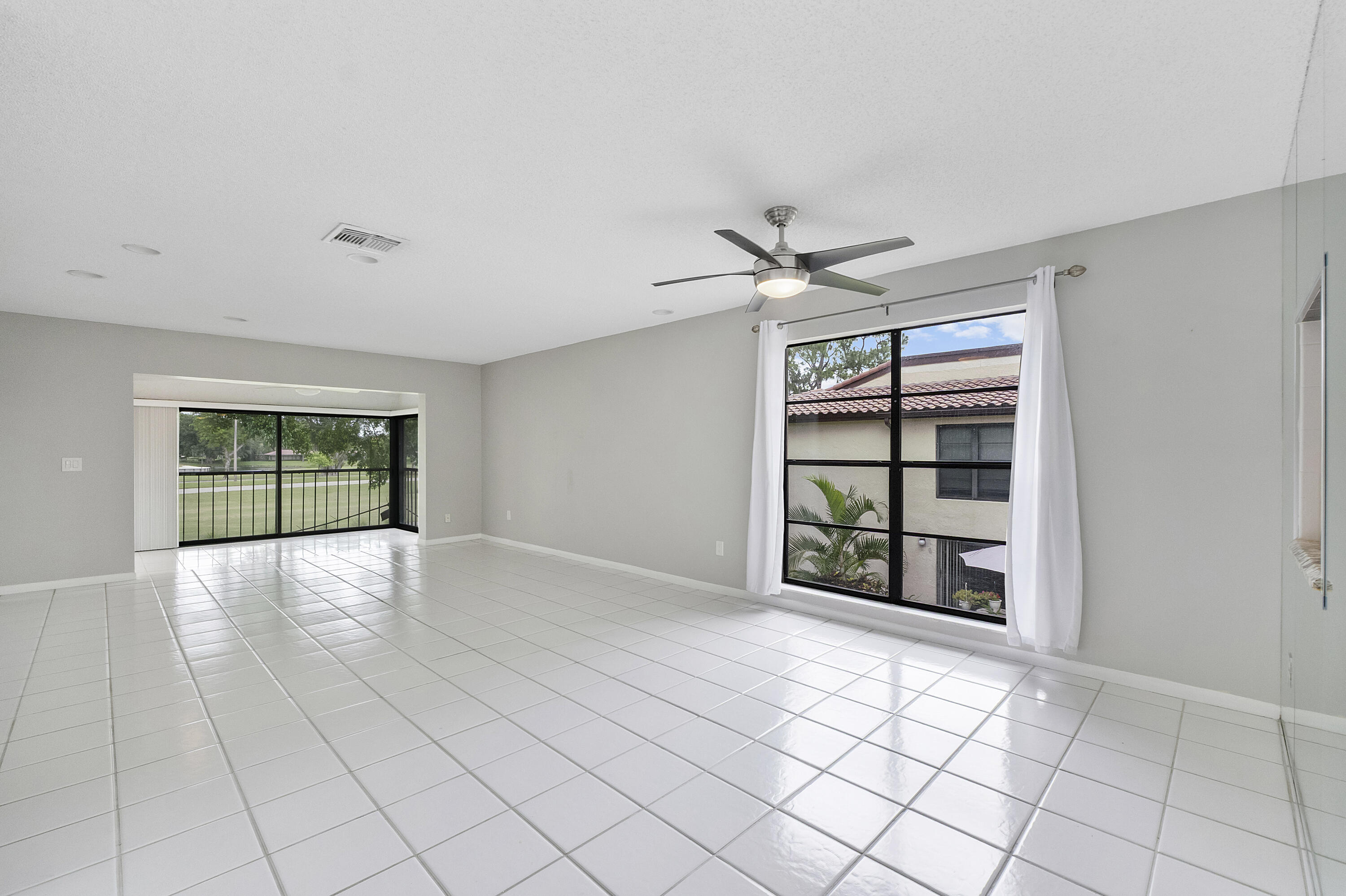 GLADES OF BOCA LAGO CONDO - Residential
