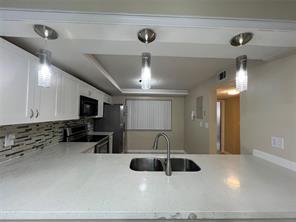 EATON AT HAMPTONS WEST CONDO - Residential Lease
