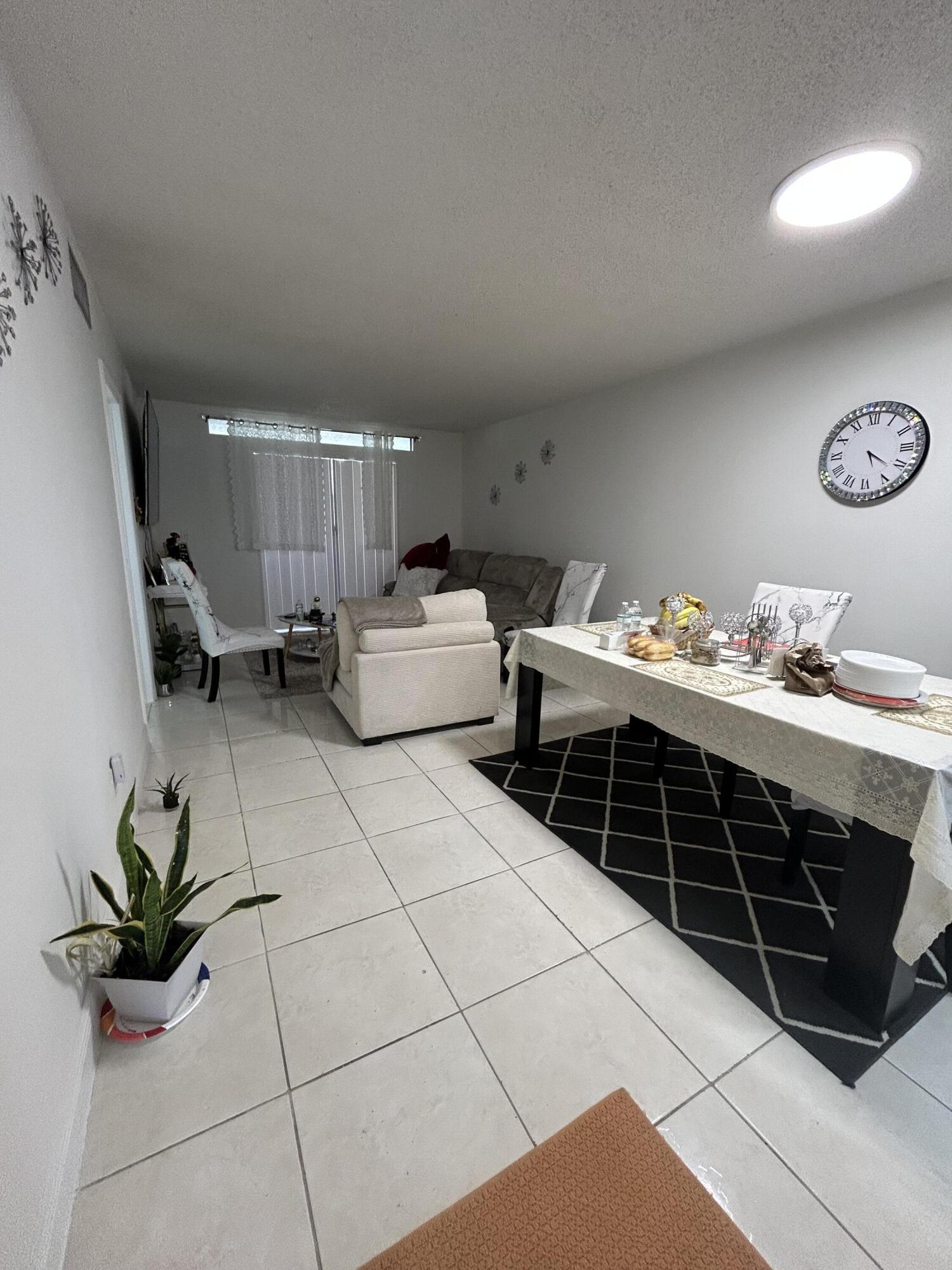 ROYAL PARK GARDENS I-B CONDO - Residential