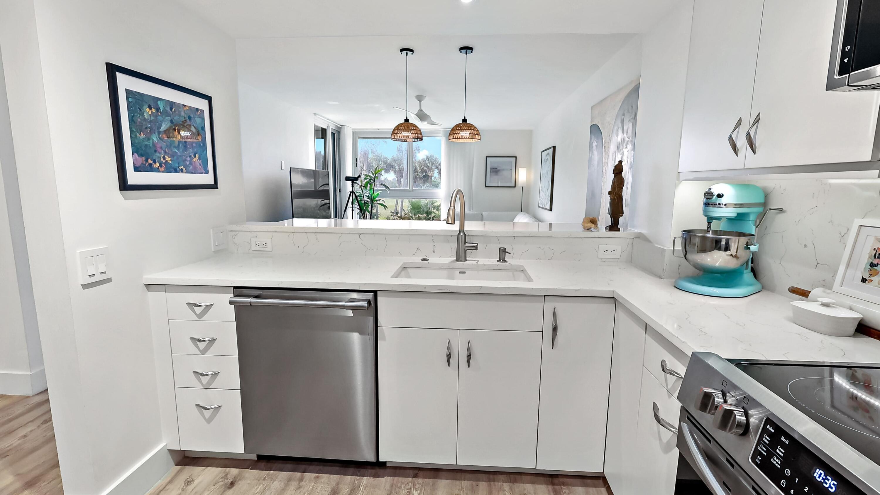 AQUANIQUE OCEAN CLUB, A CONDOMINIUM - Residential