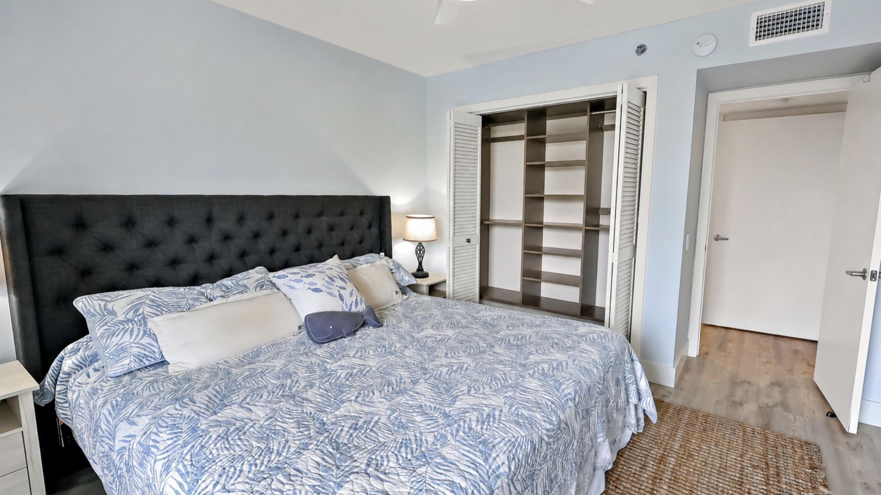 AQUANIQUE OCEAN CLUB, A CONDOMINIUM - Residential