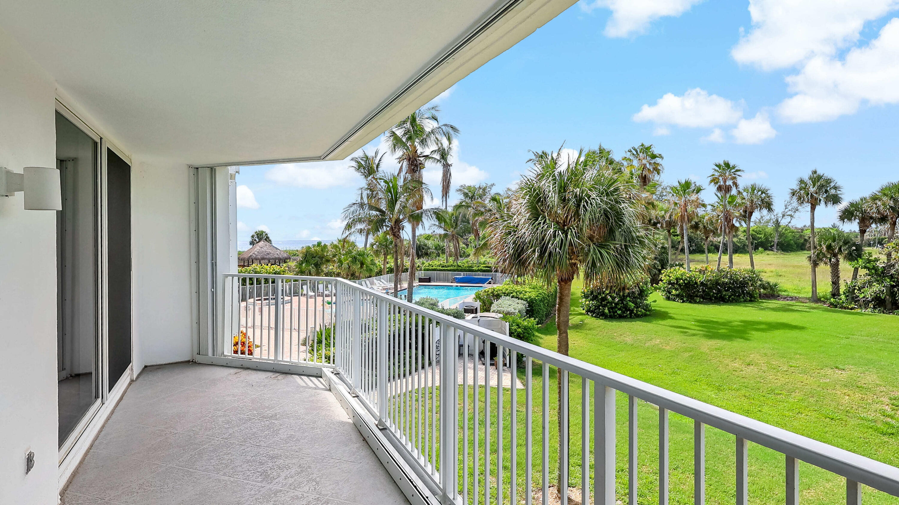 AQUANIQUE OCEAN CLUB, A CONDOMINIUM - Residential