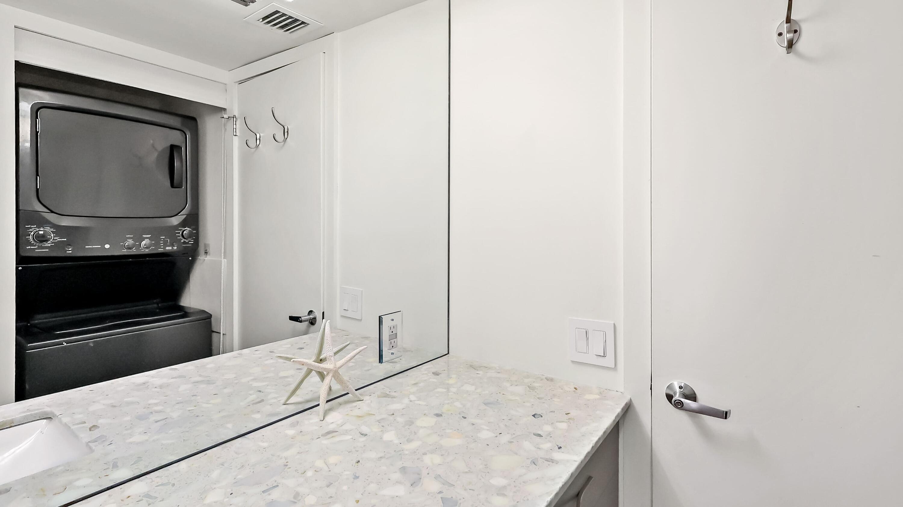 AQUANIQUE OCEAN CLUB, A CONDOMINIUM - Residential