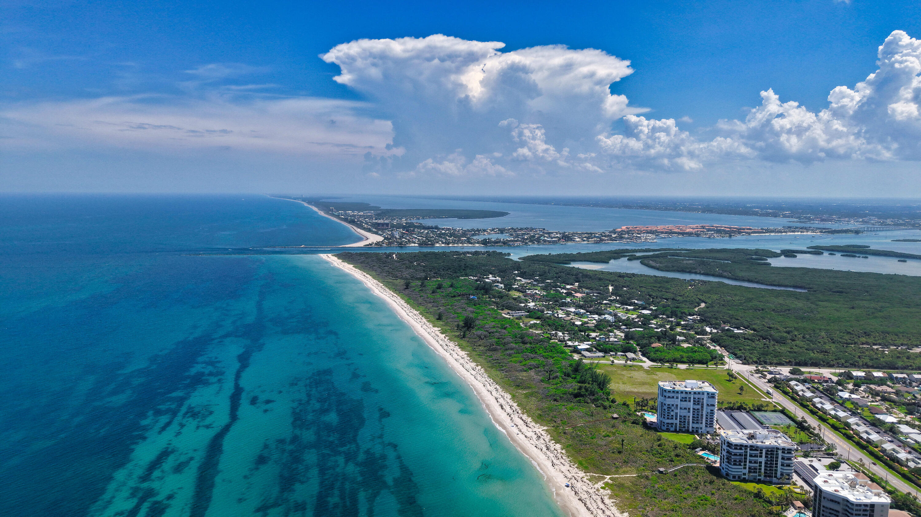 AQUANIQUE OCEAN CLUB, A CONDOMINIUM - Residential